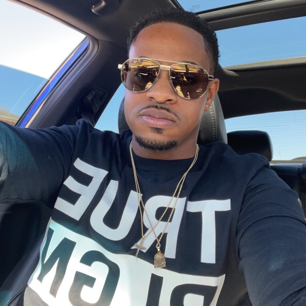 Meet your Posher, Anthony